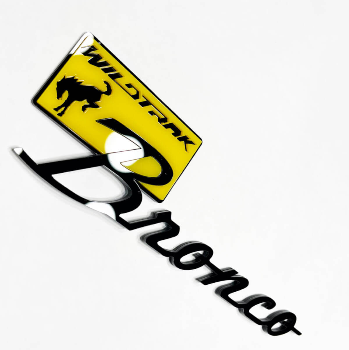 Fender Badges Tailgate Emblem 3D Badge Black vs Yellow Bronco Wildtrak