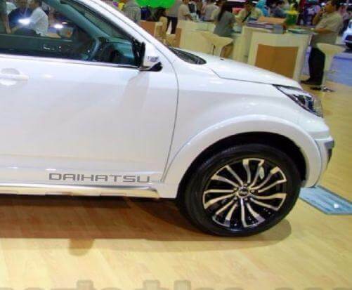 Brand Lettering Side Door Vinyl Decals Pair for Daihatsu
