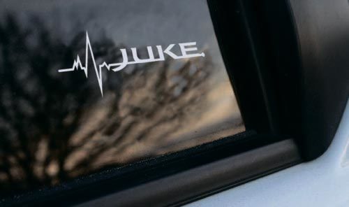 Nissan Juke ist in meiner Blutfenster-Aufkleber-Abziehbildgrafik