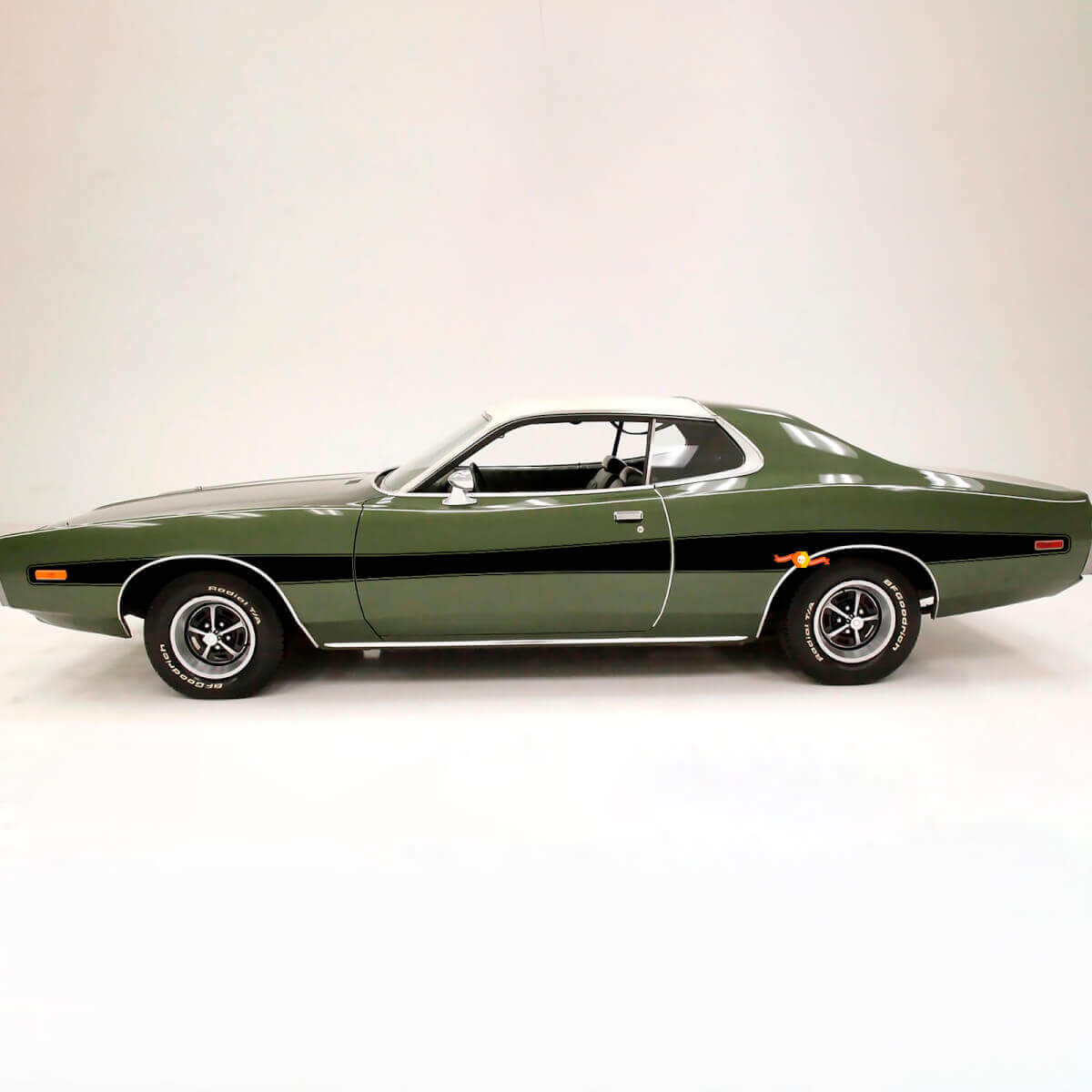 Retro Style Outline Side Stripes Vinyl Decals Kit for Dodge Charger 1973