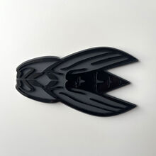 Custom 3D Badge Bee Wasp logo Fender Badges Emblem Gray vs Black 3