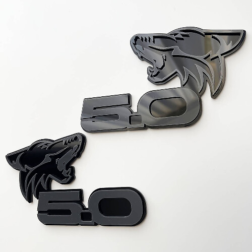 COYOTE 5.0 Fender Badges Emblem 3D Badge Black vs Grey