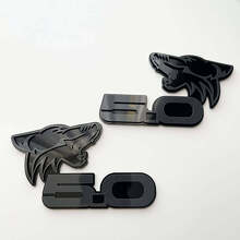 Coyote 5.0 Wolf 3D Fender Badge Emblem_3