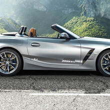 Side Door Accent Stripes with M Logo BMW Z4 Vinyl Decal Sticker 2