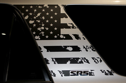 Distressed USA Flag Side Pillar Vinyl Decal Sticker for Toyota 4Runner 2010-2017