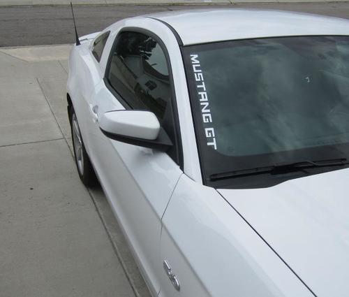 FORD MUSTANG GT WINDSHIELD WINDOW DECAL FORD LICENSED STICKER GRAPHICS