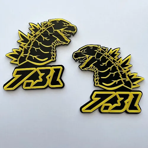 ダイワEMBLEM-S 5050 3個セット Godzilla 7.3L MEGAZILLA 3D Fender Badge Yellow & Black